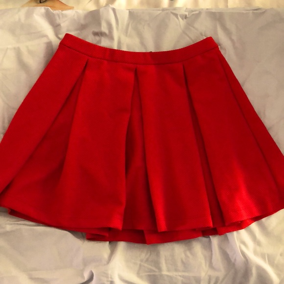 Red Skirt from Dynamite - size M - Picture 1 of 4
